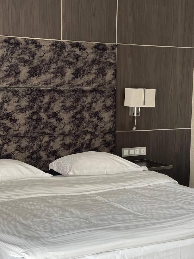 Park Hotel دنيبروبيتروفسك المظهر الخارجي الصورة