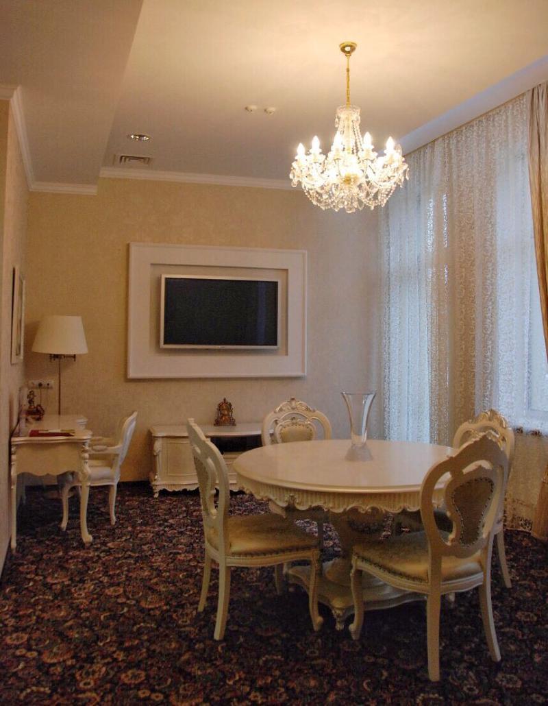 Park Hotel دنيبروبيتروفسك المظهر الخارجي الصورة