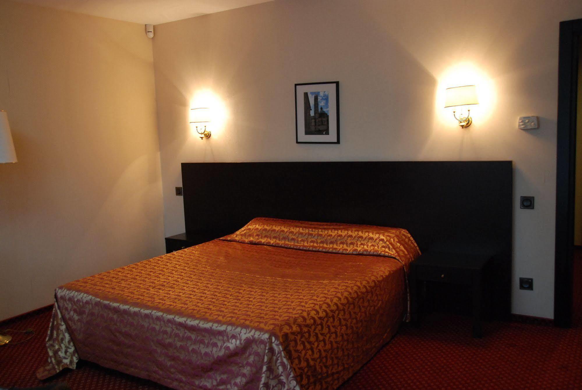 Park Hotel دنيبروبيتروفسك المظهر الخارجي الصورة