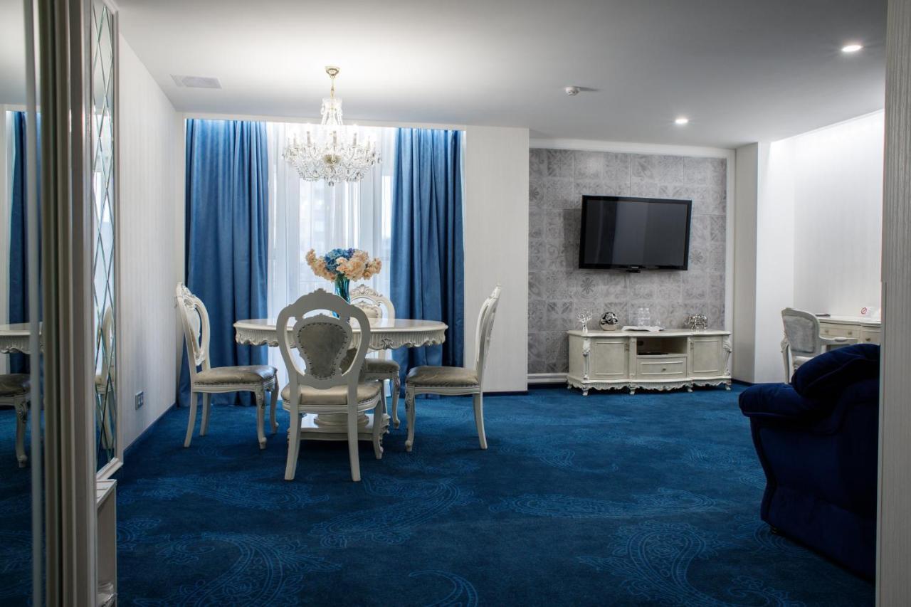 Park Hotel دنيبروبيتروفسك المظهر الخارجي الصورة