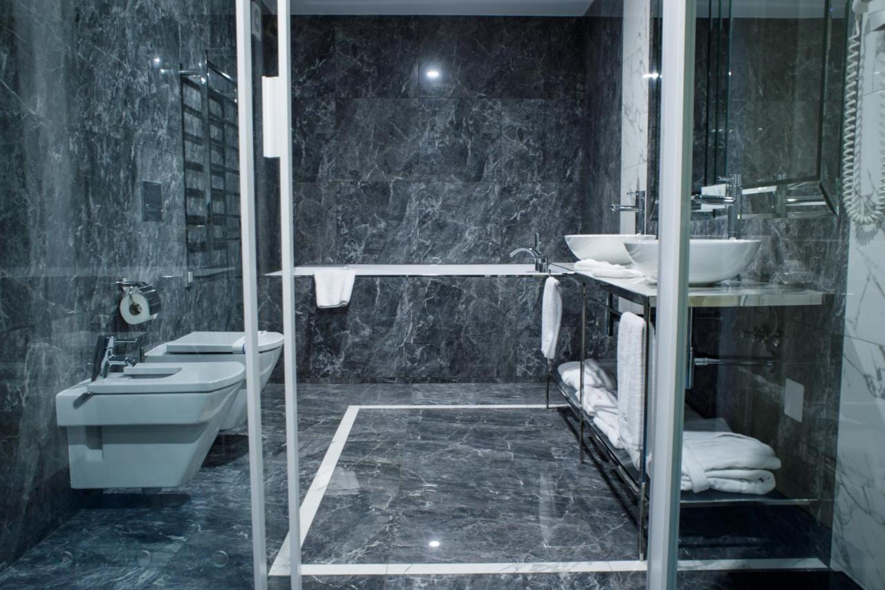 Park Hotel دنيبروبيتروفسك المظهر الخارجي الصورة